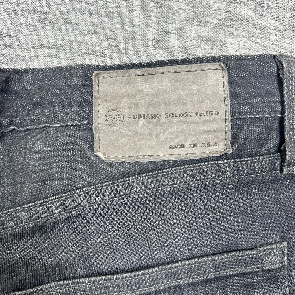 AG Adriano Goldschmied Jeans Mens 33x28 Gray Denim The Protege Straight READ - Picture 8 of 10